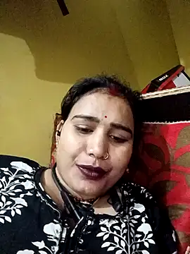 Snapshot of Sexi_soniy432 chatting on 11.30.25 Sexi soniy432 online show from 11.30.25