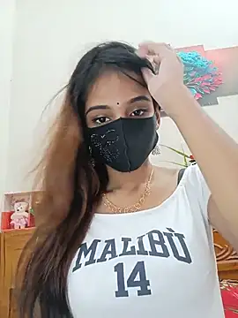 Snapshot of Sexy-Jara1 chatting on 07.04.26 Sexy-Jara1 online show from 07.04.26