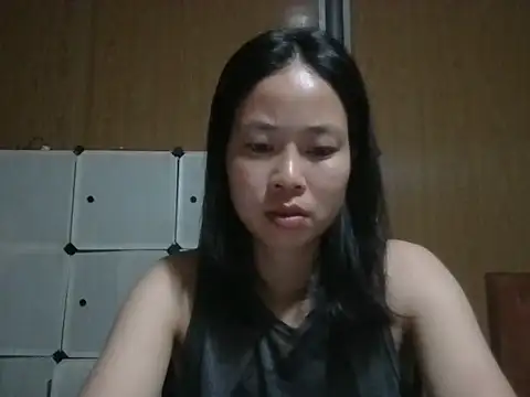 Snapshot of Cat-meow chatting on 04.30.26 Cat-meow online show from 04.30.26