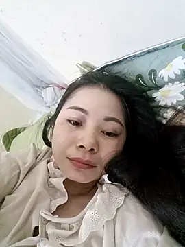 Snapshot of Moon-night222 chatting on 12.05.25 Moon-night222 online show from 12.05.25