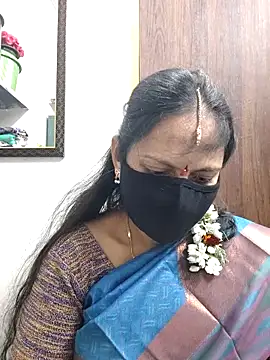 Queen-Neha online show from 01.15.26