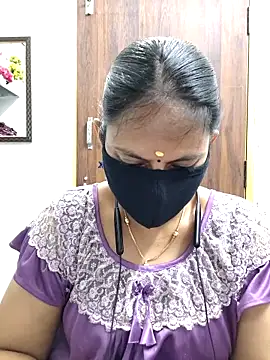 Queen-Neha online show from 04.23.26