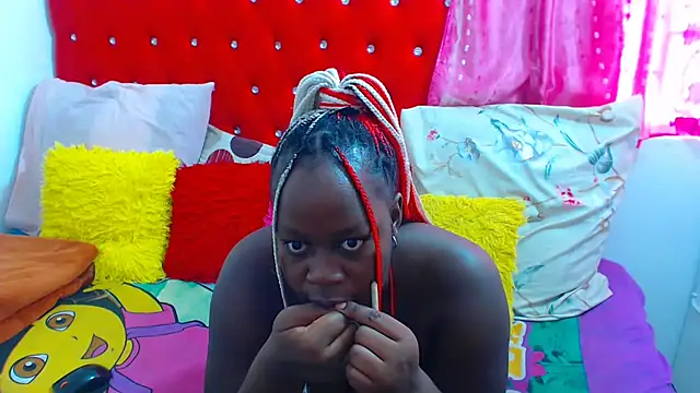 Snapshot of melanin_lizzy chatting on 04.21.26 melanin lizzy online show from 04.21.26