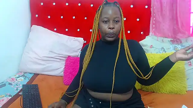 Snapshot of melanin_lizzy chatting on 05.25.26 melanin lizzy online show from 05.25.26
