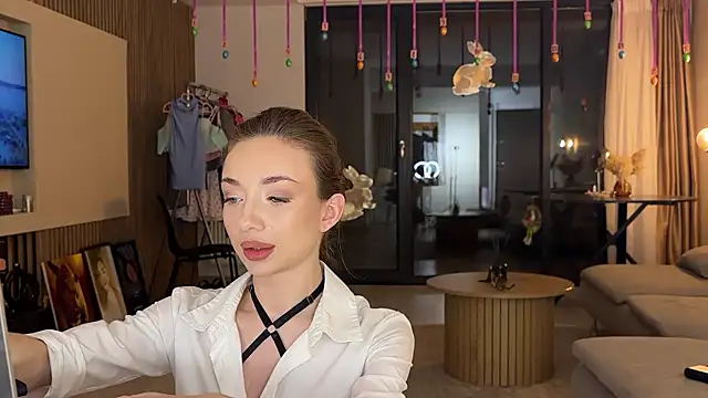 Jolienne online show from 04.02.26