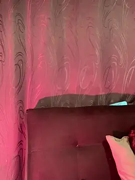 Snapshot of Dannii- chatting on 02.07.26 Dannii- online show from 02.07.26