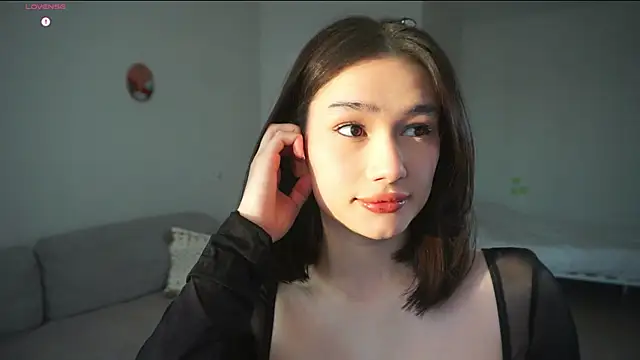 SoftLuna online show from 11.21.25