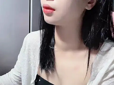 Hellen2999 online show from 12.23.25