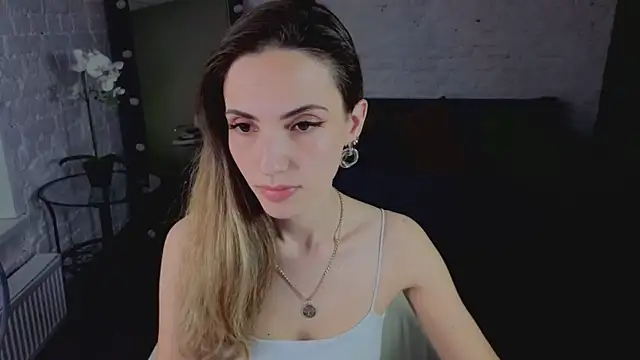 Snapshot of amelia_meili chatting on 05.25.26 amelia meili online show from 05.25.26