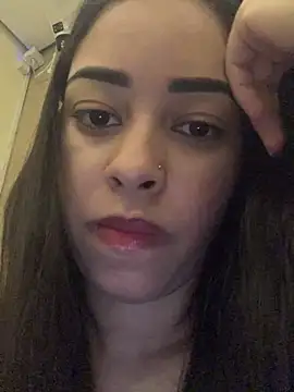 Amandinhaa19 online show from 02.05.26