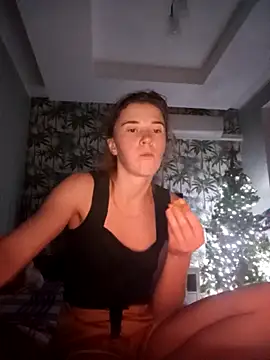 BarniLili online show from 12.22.25