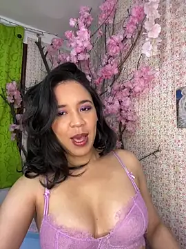 Esmerald 1111 online show from 04.09.26