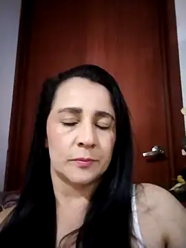 Snapshot of Sex_Annie chatting on 12.22.25 Sex Annie online show from 12.22.25