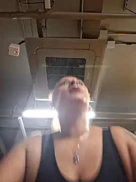 sahara paker online show from 03.19.26