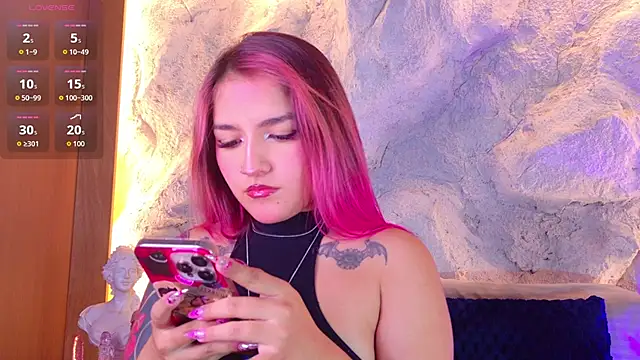 Snapshot of bella_mush chatting on 07.16.26 bella mush online show from 07.16.26