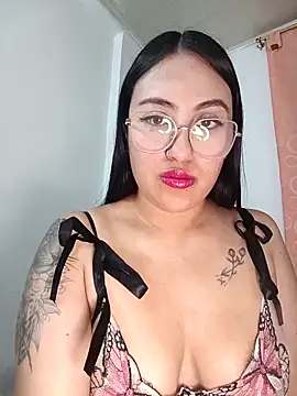 KatyVelvet07 online show from 12.05.25