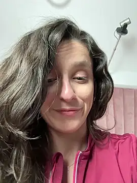 Snapshot of AnnaHarperX chatting on 03.20.25 AnnaHarperX online show from 03.20.25