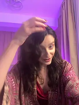 Snapshot of AnnaHarperX chatting on 10.03.25 AnnaHarperX online show from 10.03.25