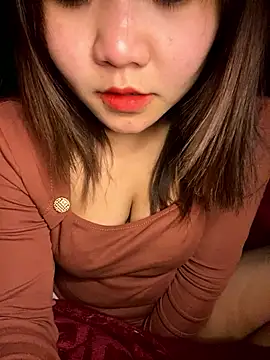 Snapshot of Sunset-yll chatting on 01.08.26 Sunset-yll online show from 01.08.26