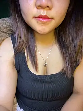 Snapshot of Sunset-yll chatting on 02.26.26 Sunset-yll online show from 02.26.26