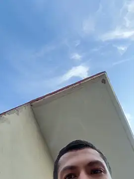 Snapshot of DARG_17 chatting on 11.28.25 DARG 17 online show from 11.28.25