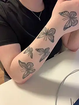 Snapshot of Ghostbaby02 chatting on 01.14.26 Ghostbaby02 online show from 01.14.26