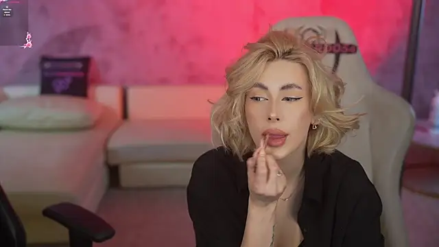 Kara cat online show from 02.01.26