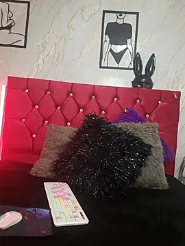 Miabellaksh online show from 11.18.25