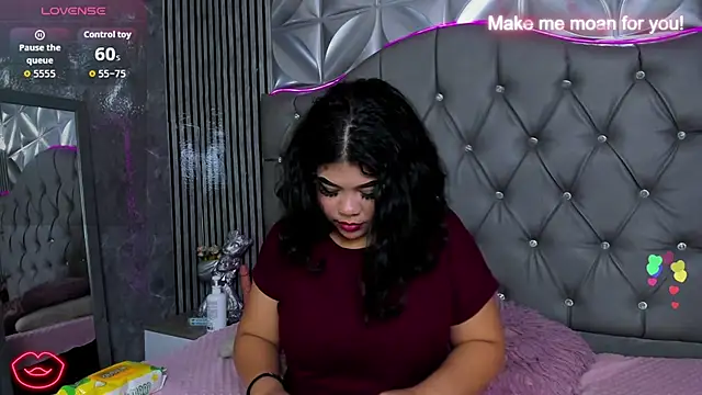 Snapshot of Amanda_Mooree chatting on 05.16.26 Amanda Mooree online show from 05.16.26