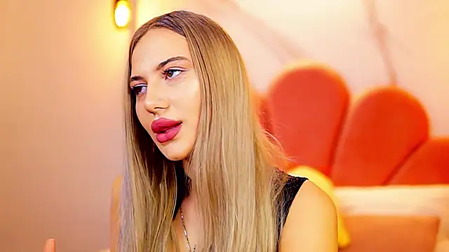 Chloe GraceeX online show from 12.04.25