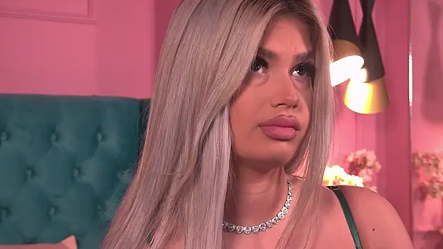 LorrySkye online show from 01.08.26