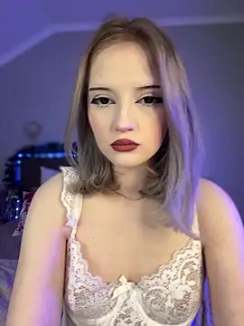 YunnaTyan online show from 12.14.25