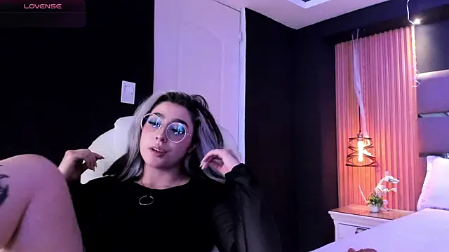 GabyRose9 online show from 04.01.26