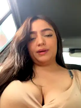 Juanita Rojas online show from 12.04.25