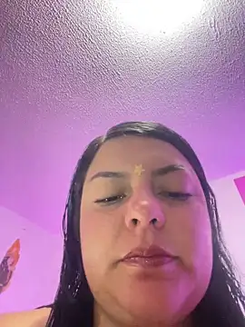 Snapshot of catbunnymmm chatting on 02.13.26 catbunnymmm online show from 02.13.26