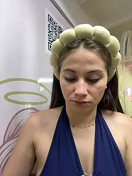 Snapshot of MiaWhiteBunny chatting on 06.24.26 MiaWhiteBunny online show from 06.24.26