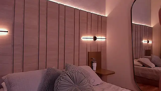 Zoe Mendez online show from 01.13.26