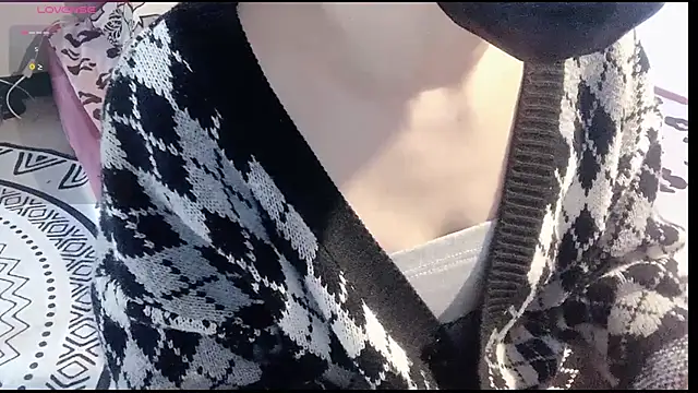 coco-jiang online show from 12.15.25