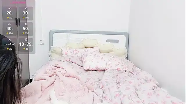 Snapshot of Ava-Baby chatting on 11.27.25 Ava-Baby online show from 11.27.25