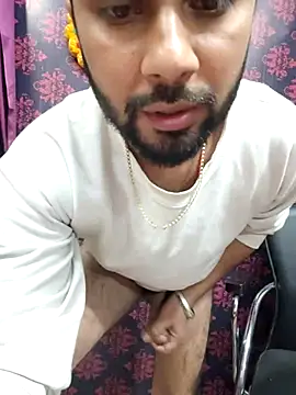 Cute Lucky online show from 12.03.25