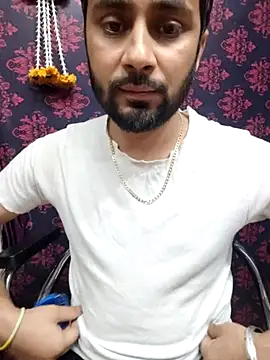 Cute Lucky online show from 12.22.25