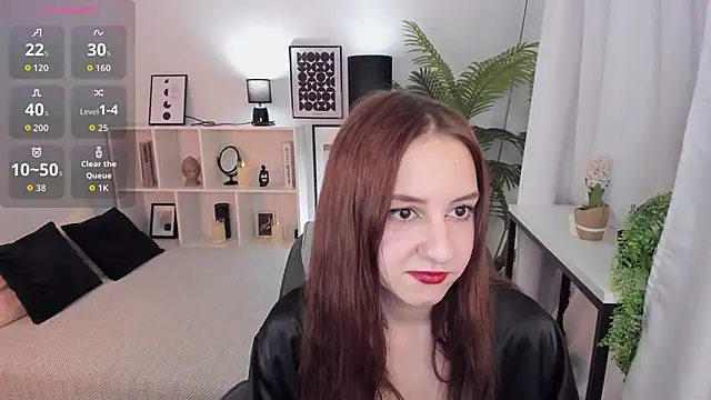 Snapshot of BeautifulSnake chatting on 11.26.25 BeautifulSnake online show from 11.26.25