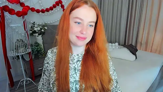 Snapshot of AirySilhouette chatting on 05.17.26 AirySilhouette online show from 05.17.26