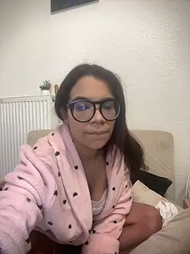 Snapshot of Babiisecret chatting on 11.21.25 Babiisecret online show from 11.21.25