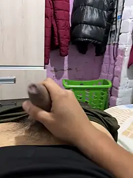 Miguelitoo2004 online show from 11.19.25