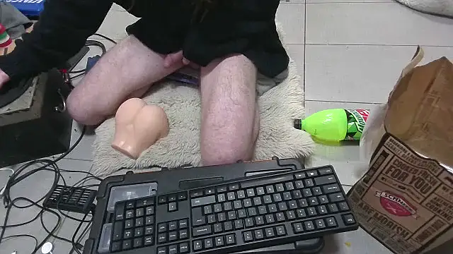 Snapshot of jaqrabit chatting on 05.18.26 jaqrabit online show from 05.18.26