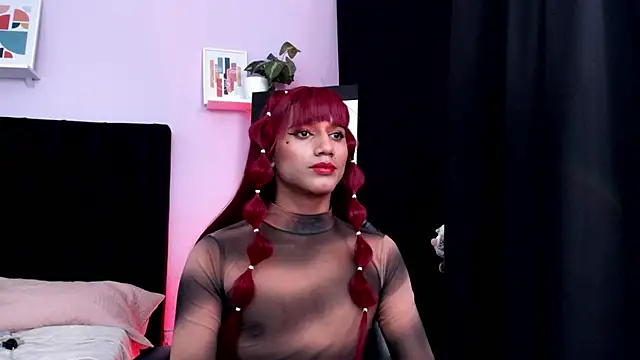 Snapshot of Thalia_Moon1 chatting on 12.19.25 Thalia Moon1 online show from 12.19.25