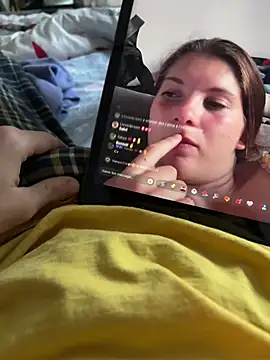 Snapshot of Leolignio chatting on 05.25.26 Leolignio online show from 05.25.26