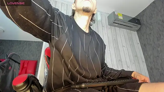 yeikoox online show from 11.21.25