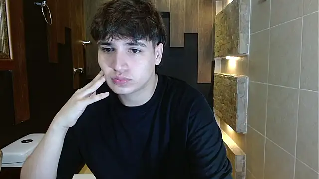 Snapshot of JakeSummer_ chatting on 02.05.26 JakeSummer online show from 02.05.26